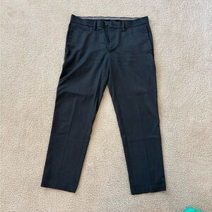 Haggar Men's Cool 18 Pro Slim Fit Flat Front Super Flex Waistband Casual Pant